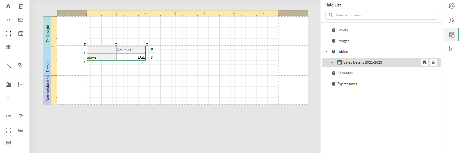 クリックしてフル サイズを表示 Template showing a blank Cross Tab added to the design surface, and the 'Field List' menu expanded on the right showing the data binding under 'Tables' that will be used to populate the Cross Tab with data