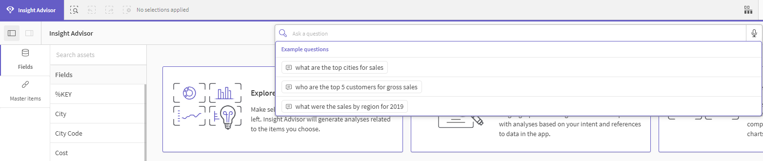 검색 드롭다운 메뉴에 질문 예가 채워진 Qlik Sense 앱에서 Insight Advisor가 열립니다.