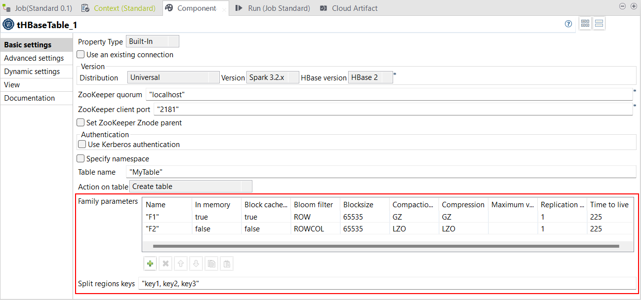 Vue Basic settings (Paramètres simples) du composant tHBaseTable ouvert, avec les options Family parameters (Paramètres de la famille) et Split regions keys (Scinder les clés des régions) sélectionnées.